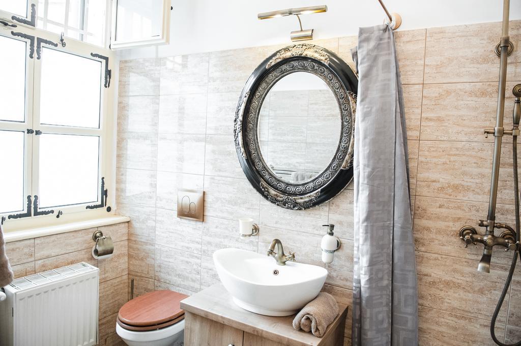 Brukenthal Central Apartments Сибиу Стая снимка