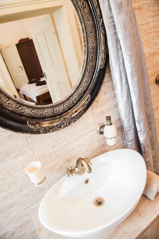 Brukenthal Central Apartments Сибиу Стая снимка